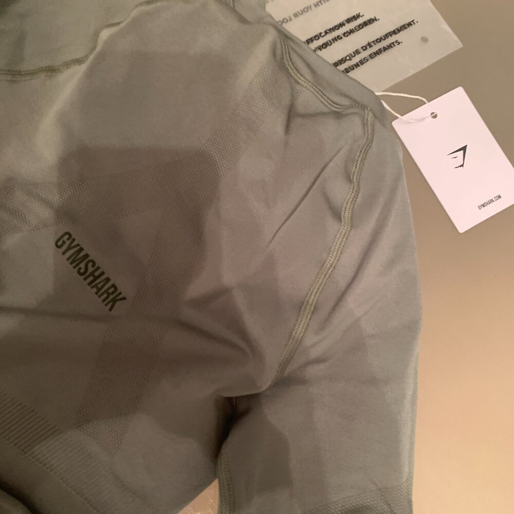 BNWT GYMSHARK Activate Long Sleeve Top Force Green Sold Out XS - Picture 7 of 8